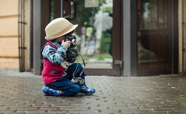 写真が趣味の男の子